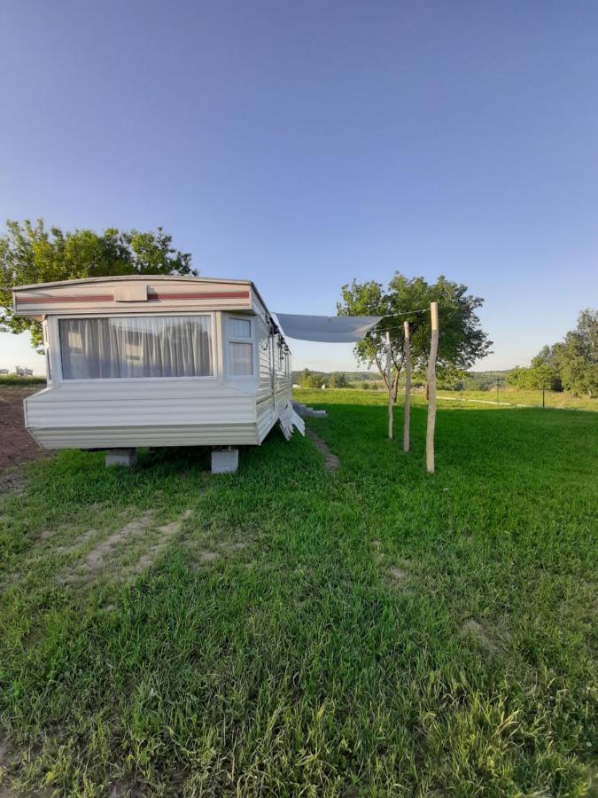 Gosp. Agroturystyczne Stary Gaj Villa Zerkowice Exterior foto